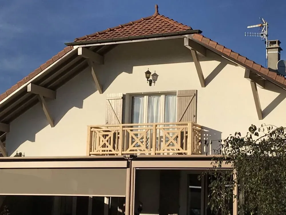 Maison balcon